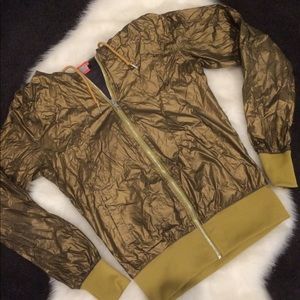 Gold Nike Windbreaker Jacket ✔️